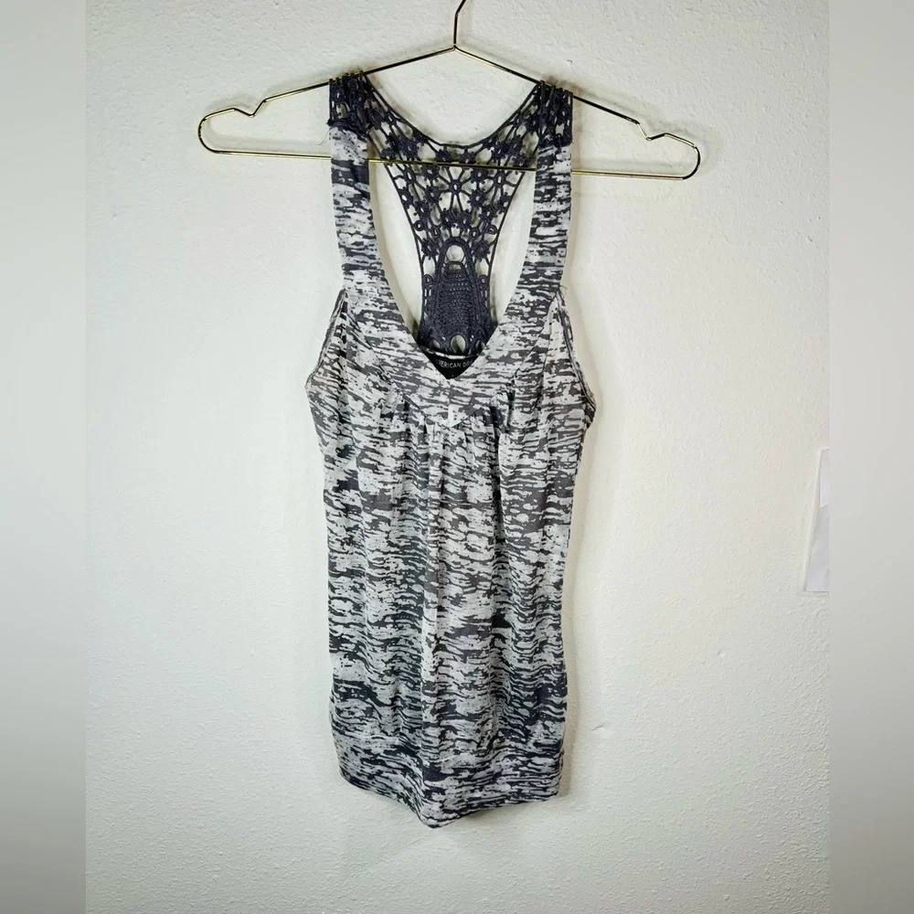 American Dream Grey Crochet Stitched Accent Tank Top Size Small